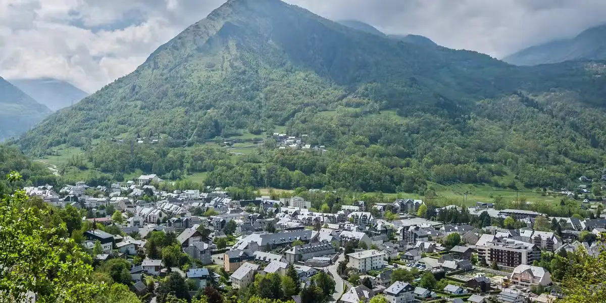 Activités été à Saint-Lary-Soulan dans les Hautes-Pyrénées — Guides Pyrénées